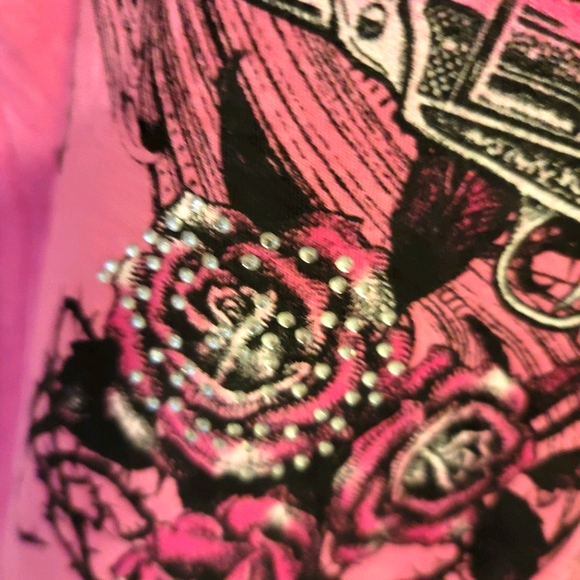 Pretty pink really cool t-shirt from Rebel - Picture 3 of 7